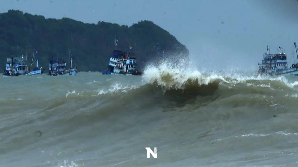 กรมอุตุฯ เผย ภาคใต้ ยังมีฝนฟ้าคะนอง อ่าวไทยมีคลื่นสูงประมาณ 1 เมตร