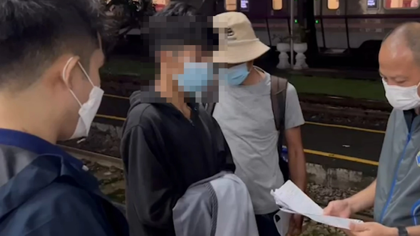 “หนุ่มเข็นผัก”ออกอุบายสุดซับซ้อน หลอกซื้อสมาร์ทโฟน