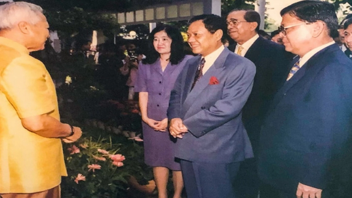 เปิดเส้นทาง "โฆษกสามสี" ดร.ไตรรงค์ สุวรรณคีรี จากเลขาฯ "ศ.ดร.ป๋วย" สู่ดาวสภา เปิดเส้นทาง "โฆษกสามสี" ดร.ไตรรงค์ สุวรรณคีรี จากเลขาฯ "ศ.ดร.ป๋วย" สู่ดาวสภา