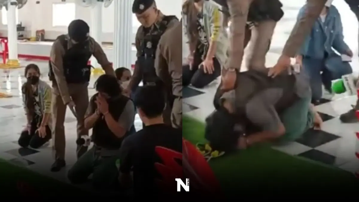 คุมตัวทำแผน "ลูกชาย" ทำปืนลั่นใส่แม่ ตร.พาไปกราบขอขมาศพ คุมตัวทำแผน "ลูกชาย" ทำปืนลั่นใส่แม่ ตร.พาไปกราบขอขมาศพ
