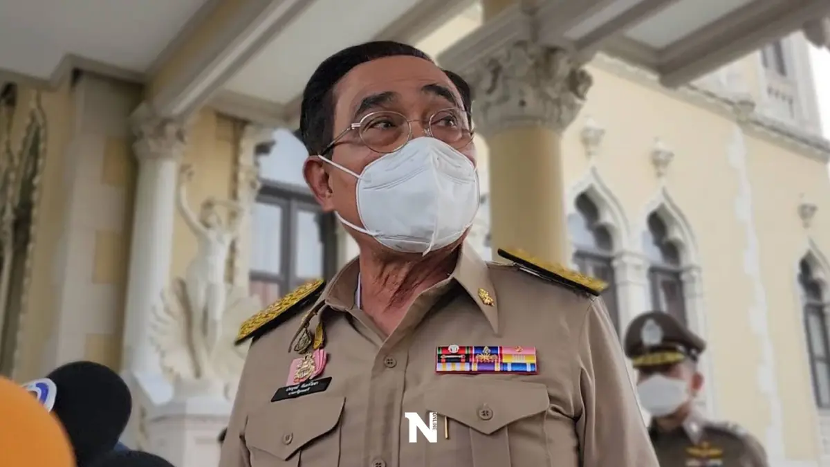 นายกฯเมินตอบปม"ขายที่ดินให้ต่างชาติ-กระแสยุบสภา" นายกฯเมินตอบปม"ขายที่ดินให้ต่างชาติ-กระแสยุบสภา"