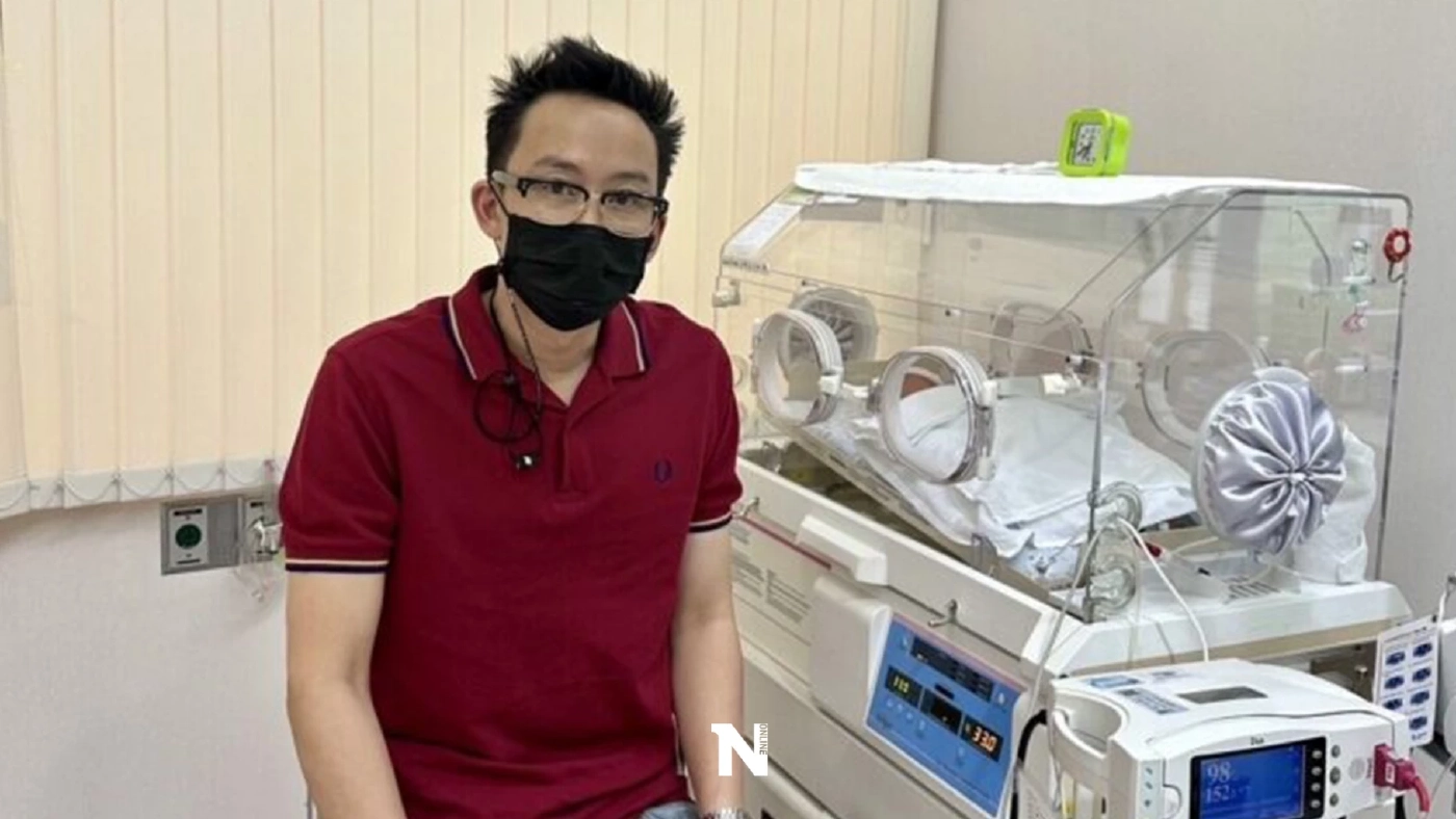 “โอ๊ค” พานทองแท้ ลูกชายทักษิณ เผยข่าวดี ภรรยาคลอดลูกแฝดชายหญิง 