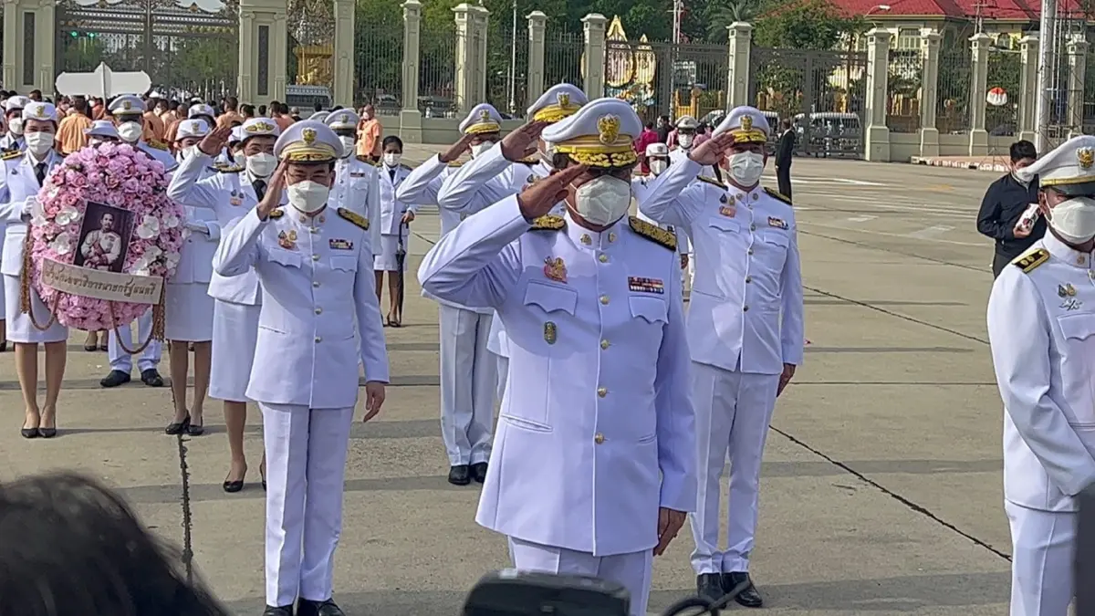 นายกฯ นำครม.วางพวงมาลา ถวายราชสักการะ พระบรมราชานุสรณ์ ร.5 วันปิยมหาราช นายกฯ นำครม.วางพวงมาลา ถวายราชสักการะ พระบรมราชานุสรณ์ ร.5 วันปิยมหาราช