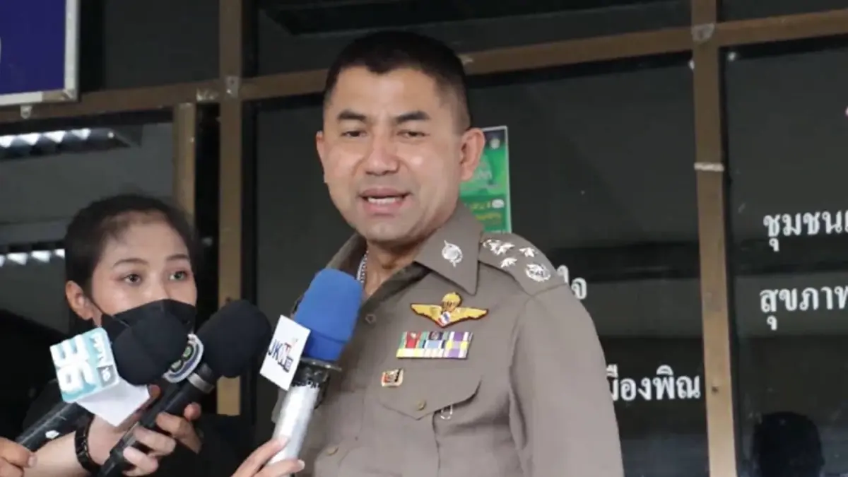 “บิ๊กโจ๊ก” เผยผู้ก่อเหตุไม่ได้คลั่งยาแต่เกิดจากความเครียดสะสม (มีคลิป) “บิ๊กโจ๊ก” เผยผู้ก่อเหตุไม่ได้คลั่งยาแต่เกิดจากความเครียดสะสม (มีคลิป)