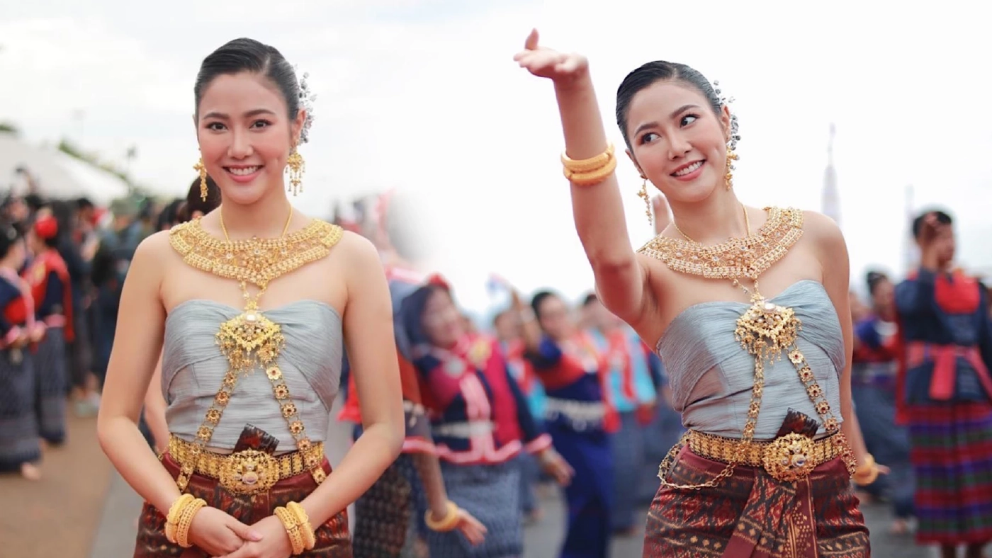 ขนลุก  “อีฟ ไอยวริญร์” เล่าเหตุการณ์ รำถวายพญาศรีสัตตนาคราช นครพนม