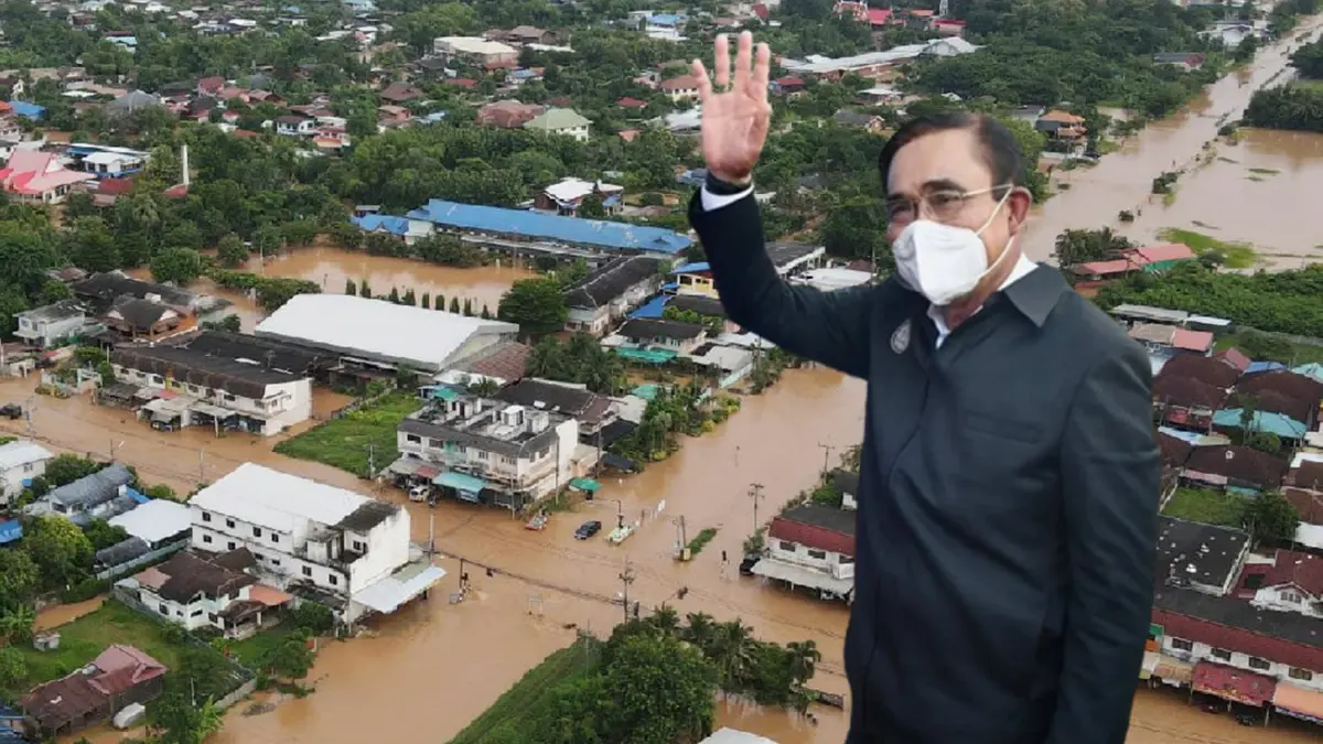 นายกฯ ลงพื้นที่ให้กำลังใจผู้ประสบภัยน้ำท่วม จ.เพชรบูรณ์