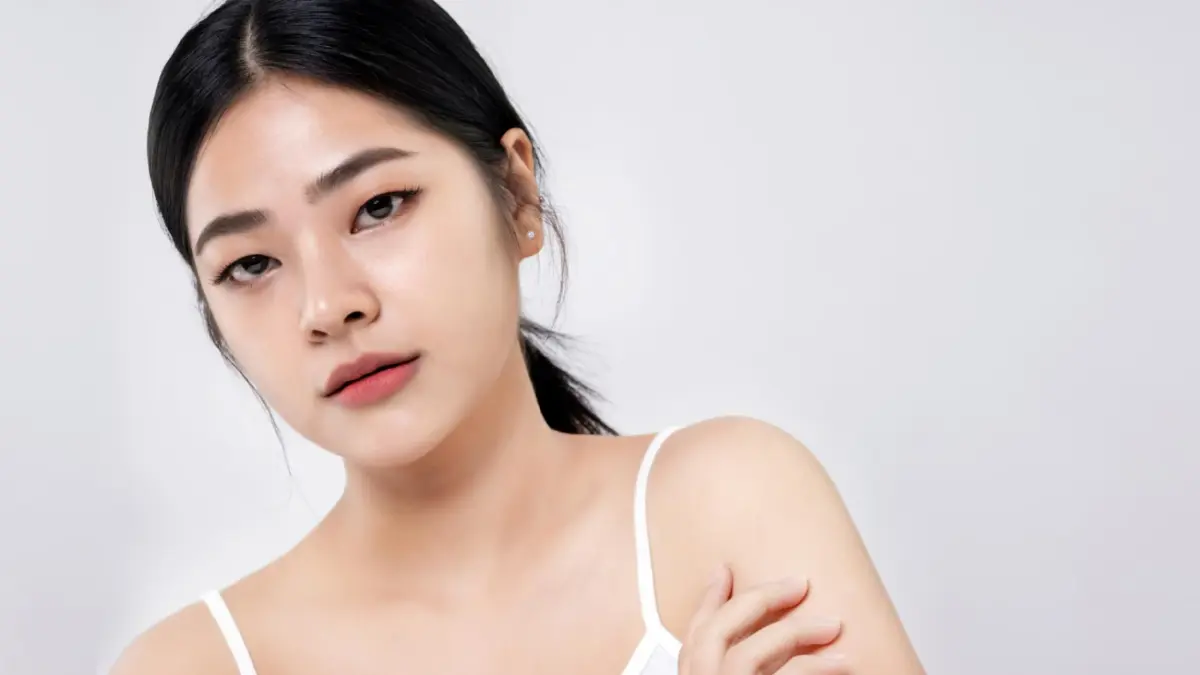 ทำตาแบบ Foxy Eyes เทรนด์ยกหางตาแบบสวยเฉี่ยว แก้ปัญหาหน้าเศร้า หางตาตก ทำตาแบบ Foxy Eyes เทรนด์ยกหางตาแบบสวยเฉี่ยว แก้ปัญหาหน้าเศร้า หางตาตก