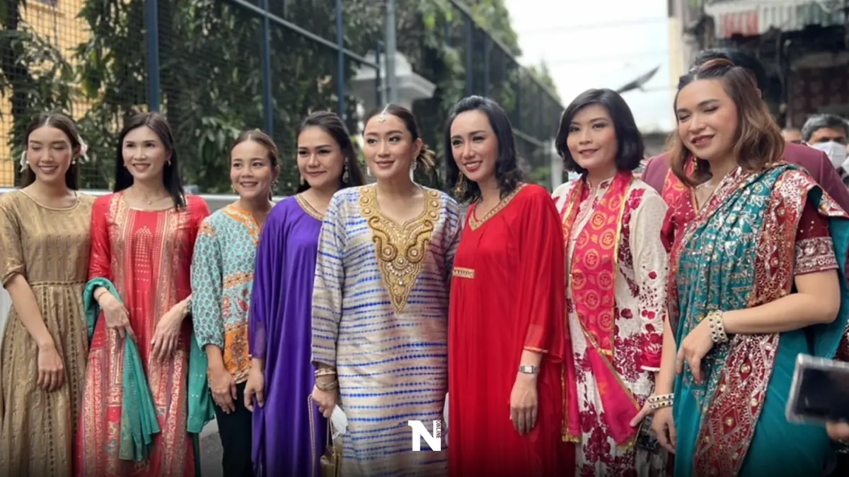 "อุ๊งอิ๊งค์" ใส่ส่าหรี ร่วมงานเทศกาล Diwali ถนนพาหุรัด ประชาชนรุมถ่ายรูป 