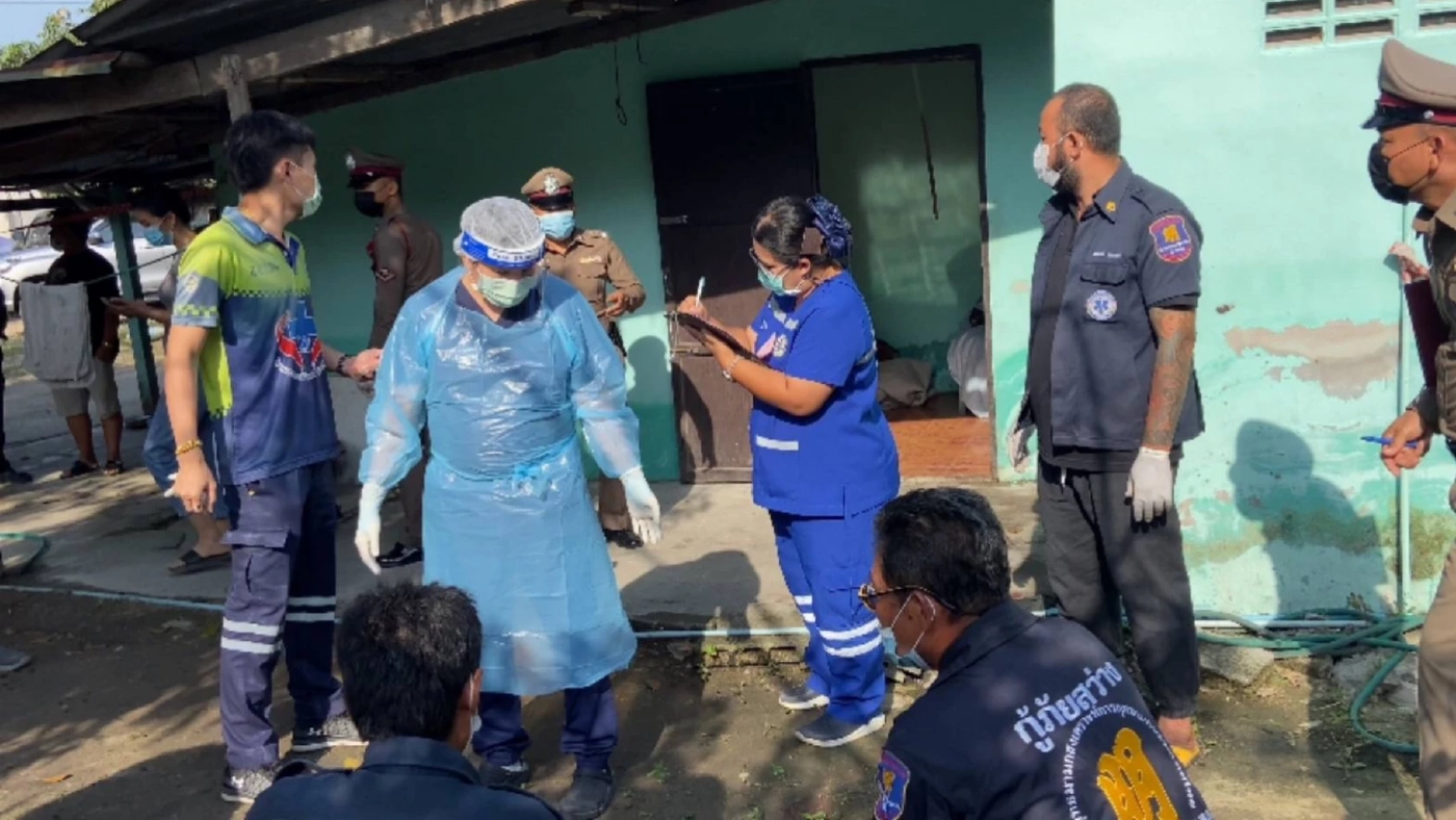 อีกแล้ว หลานหลอนยา ยัวะขอเงินย่าไม่ได้ คว้ามีด - จอบ ฟันเสียชีวิตสยอง