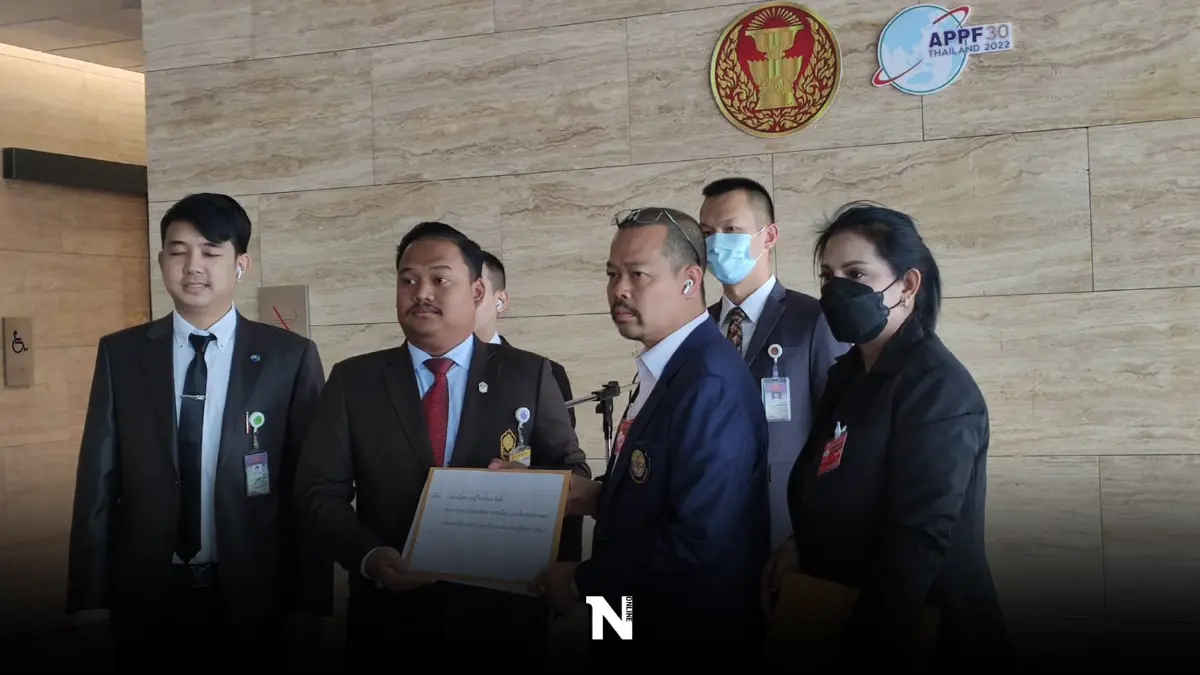 กมธ.พัฒนาการเมืองฯ จ่อเชิญ "ประยุทธ์" ให้ข้อมูลทุจริตกู้บ้านสวัสดิการ กมธ.พัฒนาการเมืองฯ จ่อเชิญ "ประยุทธ์" ให้ข้อมูลทุจริตกู้บ้านสวัสดิการ