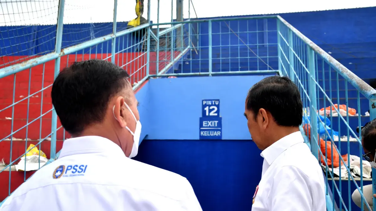 ผู้นำอินโดฯ โทษประตูล็อกในสนามบอล ต้นเหตุดับ 131 ราย