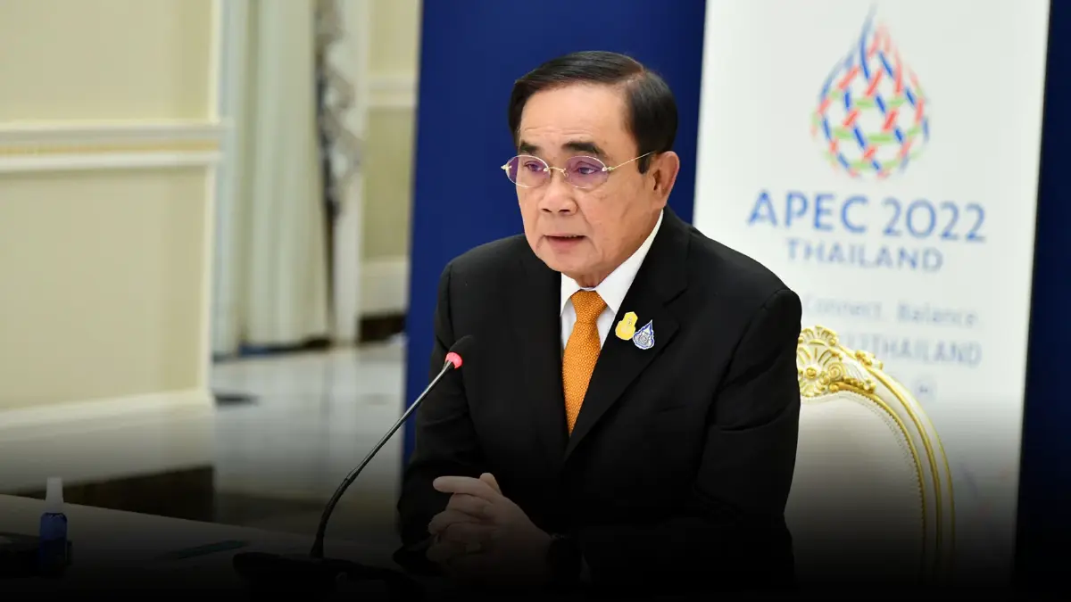 นายกฯงดสัมภาษณ์ ขอโฟกัสน้ำท่วม-เยียวยาเหตุกราดยิง