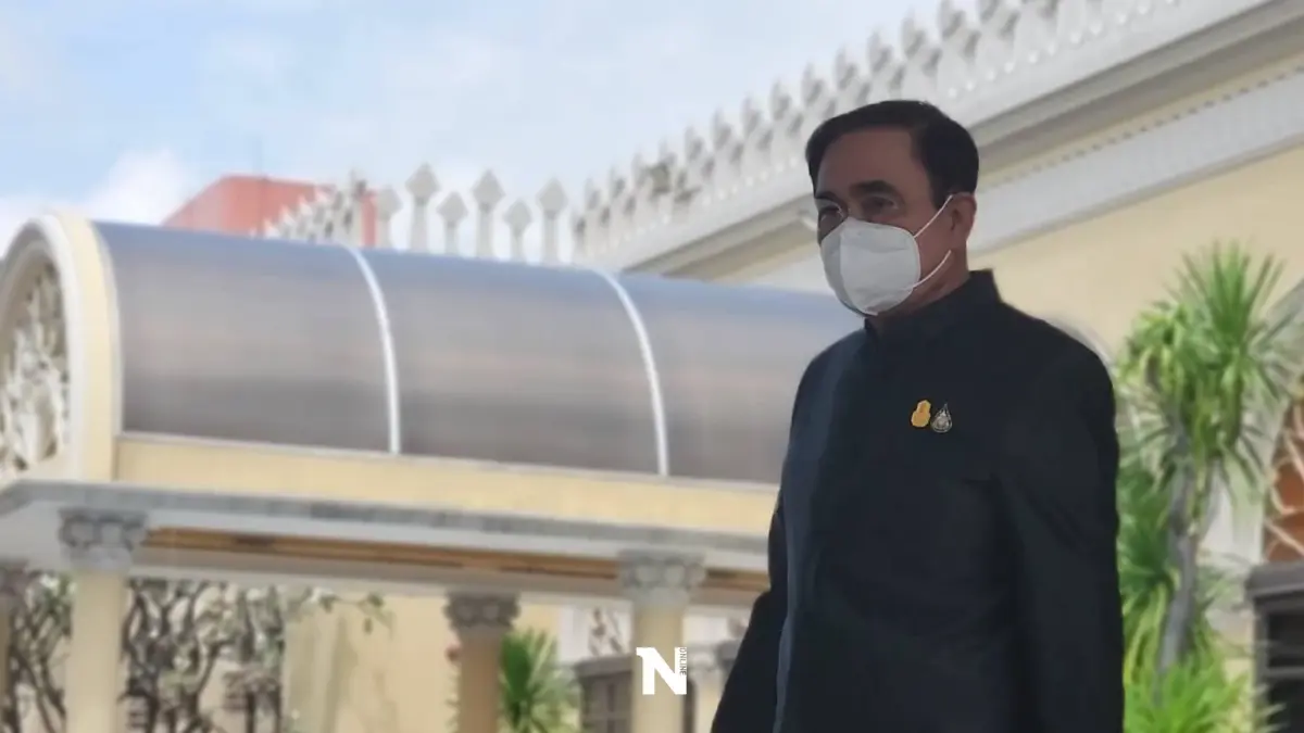 "บิ๊กตู่"ไม่ตอบแก้ปัญหายาเสพติดก่อนรีบออกทำเนียบฯร่วมงานเหยื่อกราดยิง "บิ๊กตู่"ไม่ตอบแก้ปัญหายาเสพติดก่อนรีบออกทำเนียบฯร่วมงานเหยื่อกราดยิง