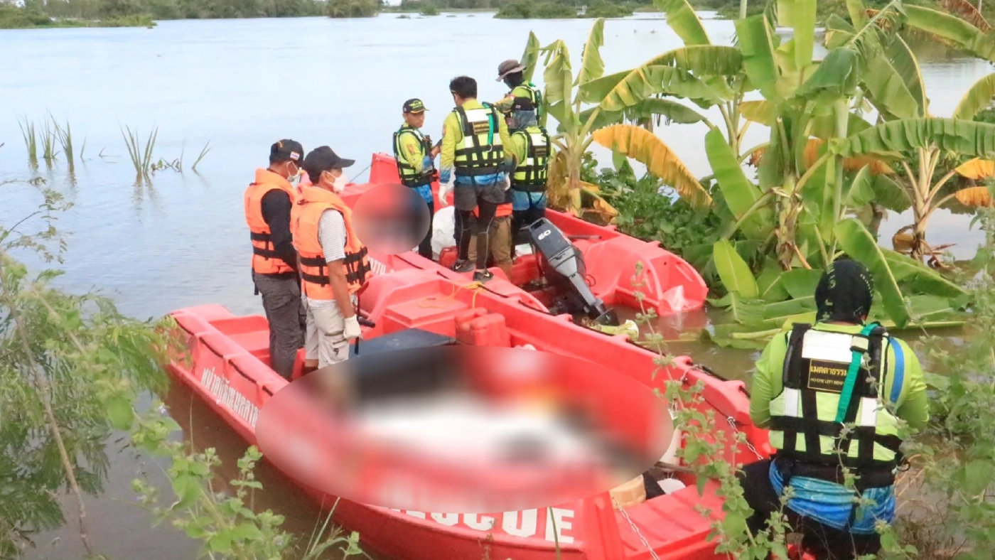 พบแล้วศพ 2 ฝีพายเรืออินทร์แปลง ชนตอม่อสะพาน ญาติทำใจไม่ได้ คาใจมาตรฐานรปภ.