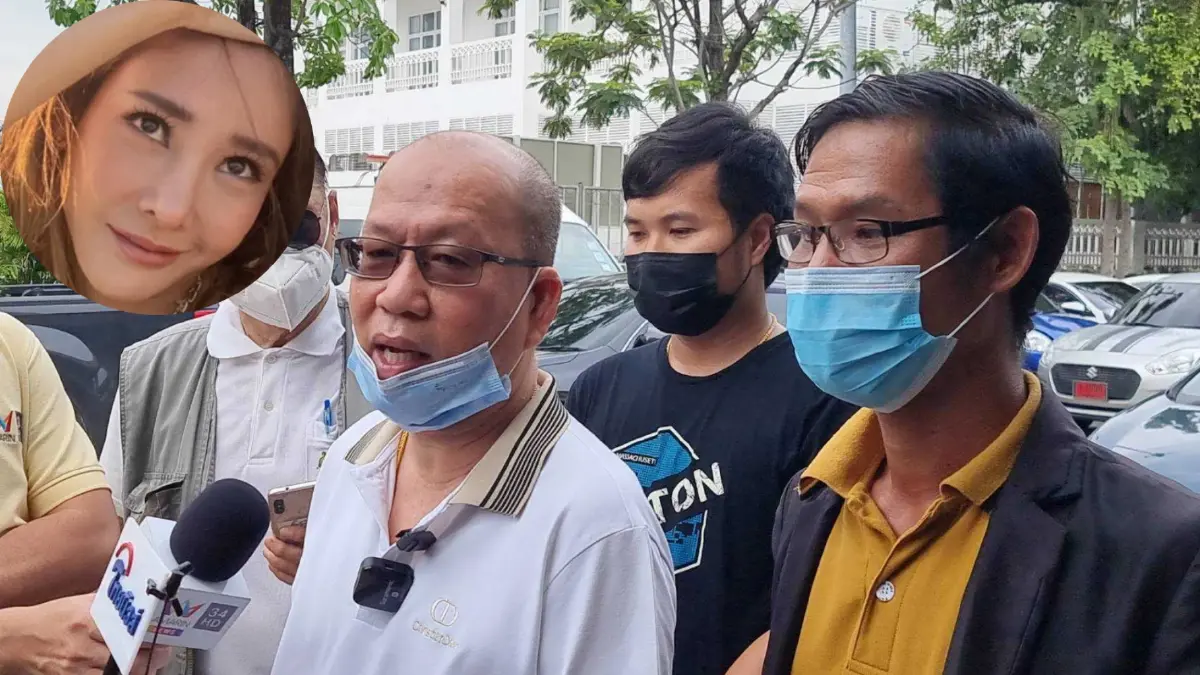 "อัจฉริยะ" พร้อมพวก รับทราบข้อหาคดีหมิ่นประมาท ผลชันสูตรร่าง "แตงโม นิดา"
