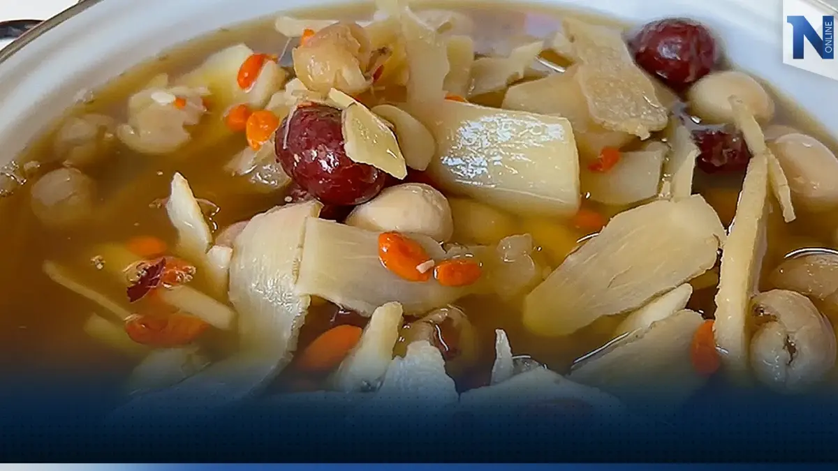 หนึ่งเดียวในตรัง! ขนมหวานโบราณ 'ต้มหลุกหมี'