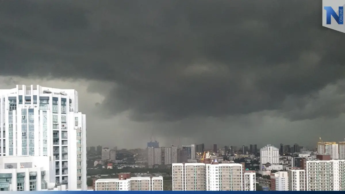กรมอุตุฯ เตือนมรสุมพาดผ่าน "ฝนตกหนัก" 38 จังหวัด กทม.-ปริมณฑลอ่วม มีฝน 70%