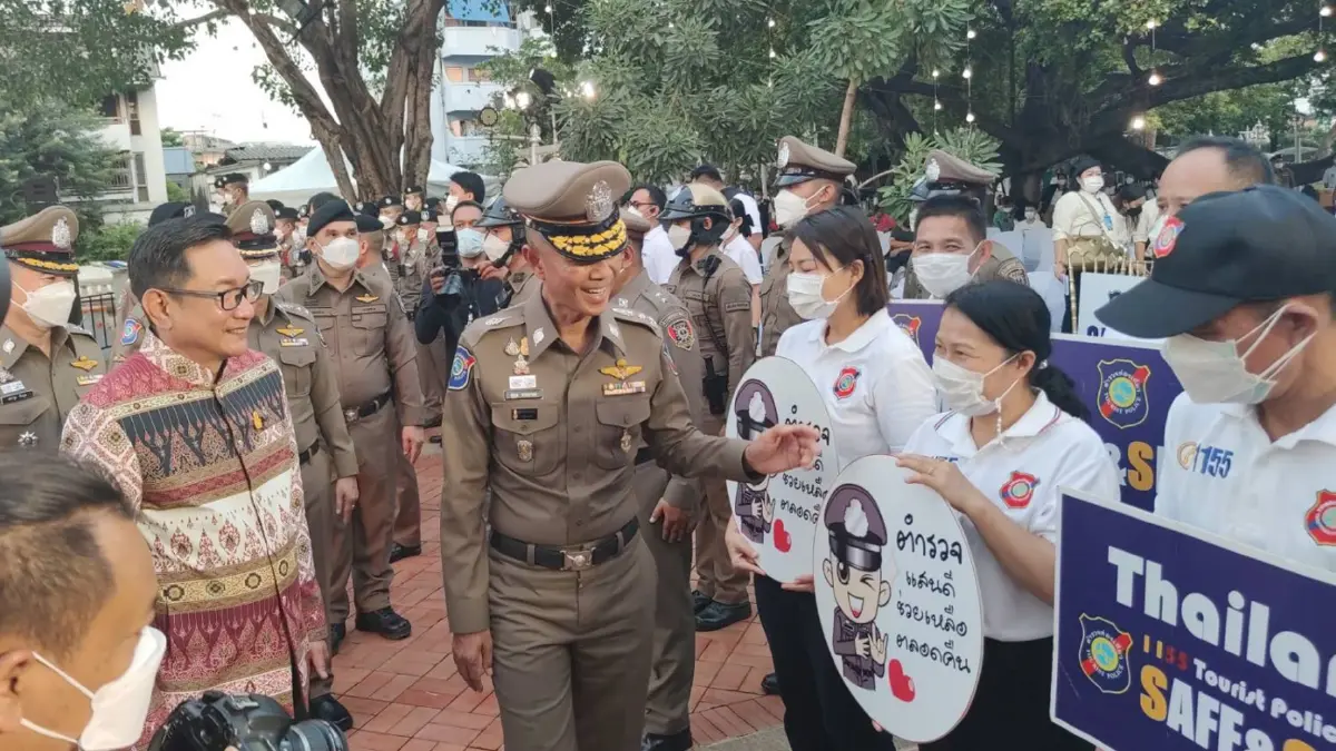 ตำรวจท่องเที่ยว-ททท. ควงแขนตรวจงาน “ลอยกระทง สวนสันติฯ”