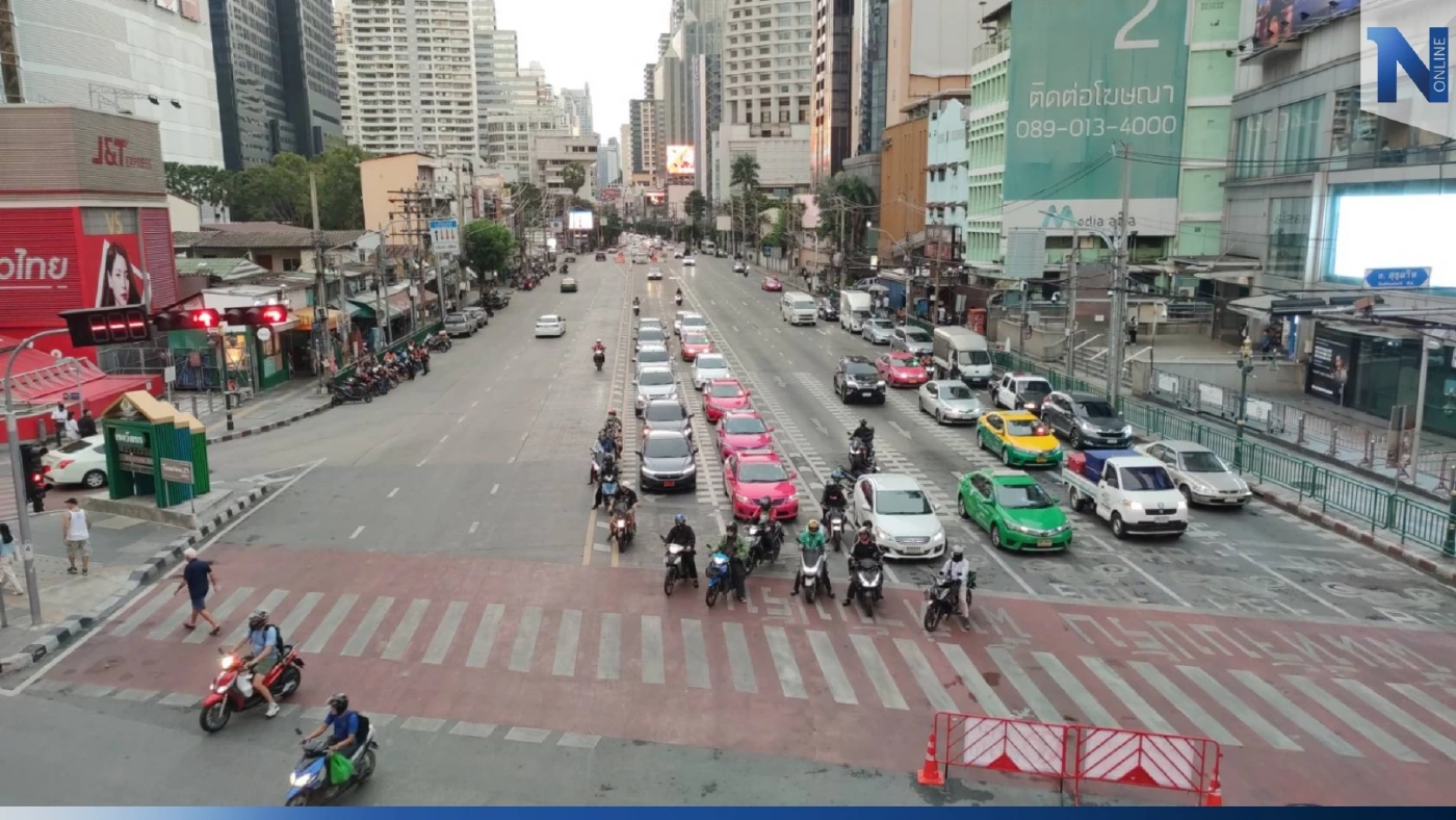 ชาวบ้านโวยปิดถนนประชุมเอเปค ทำชีวิตลำบาก นับหมื่นแห่ทำบัตรผ่าน