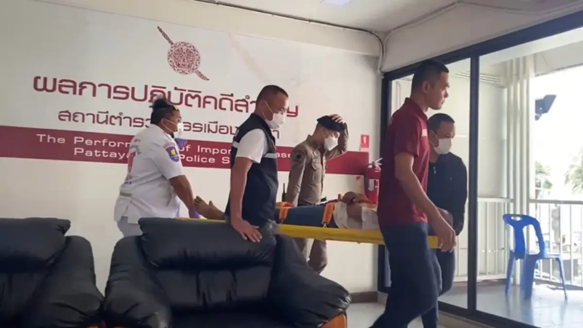 ตัวตึงป่วนโรงพักพัทยา ถูก ตร. จับฉกเงินครึ่งแสนเปย์กิ๊กสาว แกล้งผูกคอในคุก ตัวตึงป่วนโรงพักพัทยา ถูก ตร. จับฉกเงินครึ่งแสนเปย์กิ๊กสาว แกล้งผูกคอในคุก