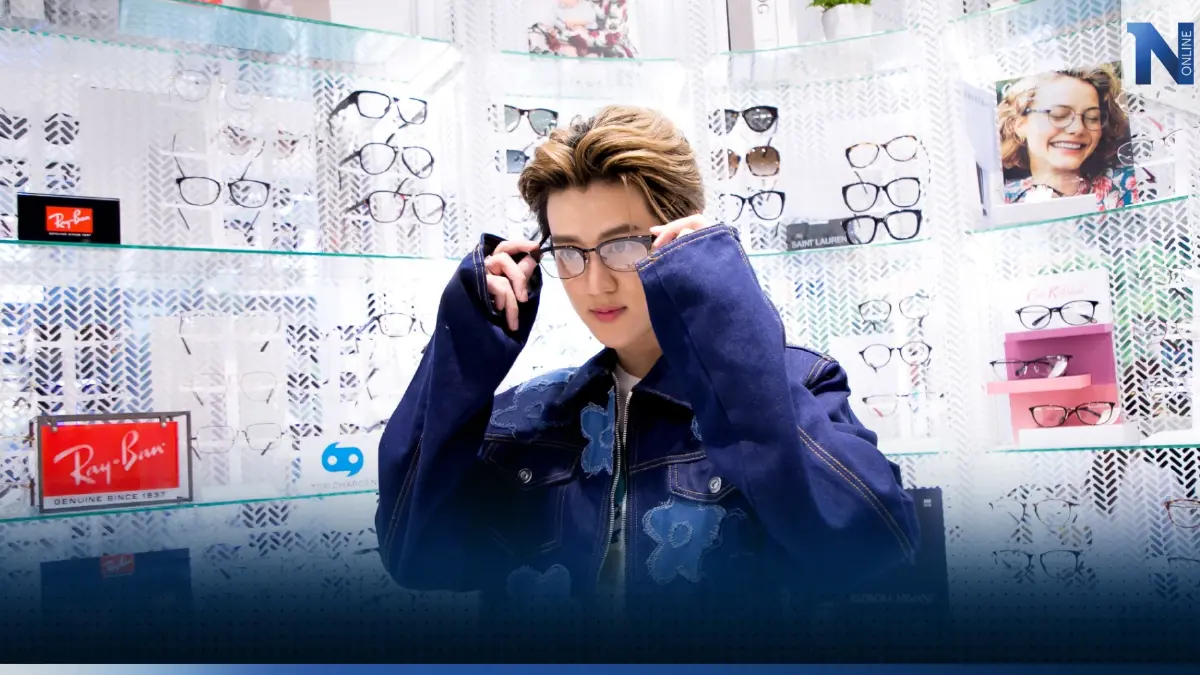 “ไม้เอก กานดิศ” อัพเดทเทรนด์แว่น Ray-Ban ในแบบฉบับแฟชั่นไอคอนิค รับ “นิวเยียร์เซล” ที่ร้านแว่นท็อปเจริญ “ไม้เอก กานดิศ” อัพเดทเทรนด์แว่น Ray-Ban ในแบบฉบับแฟชั่นไอคอนิค รับ “นิวเยียร์เซล” ที่ร้านแว่นท็อปเจริญ