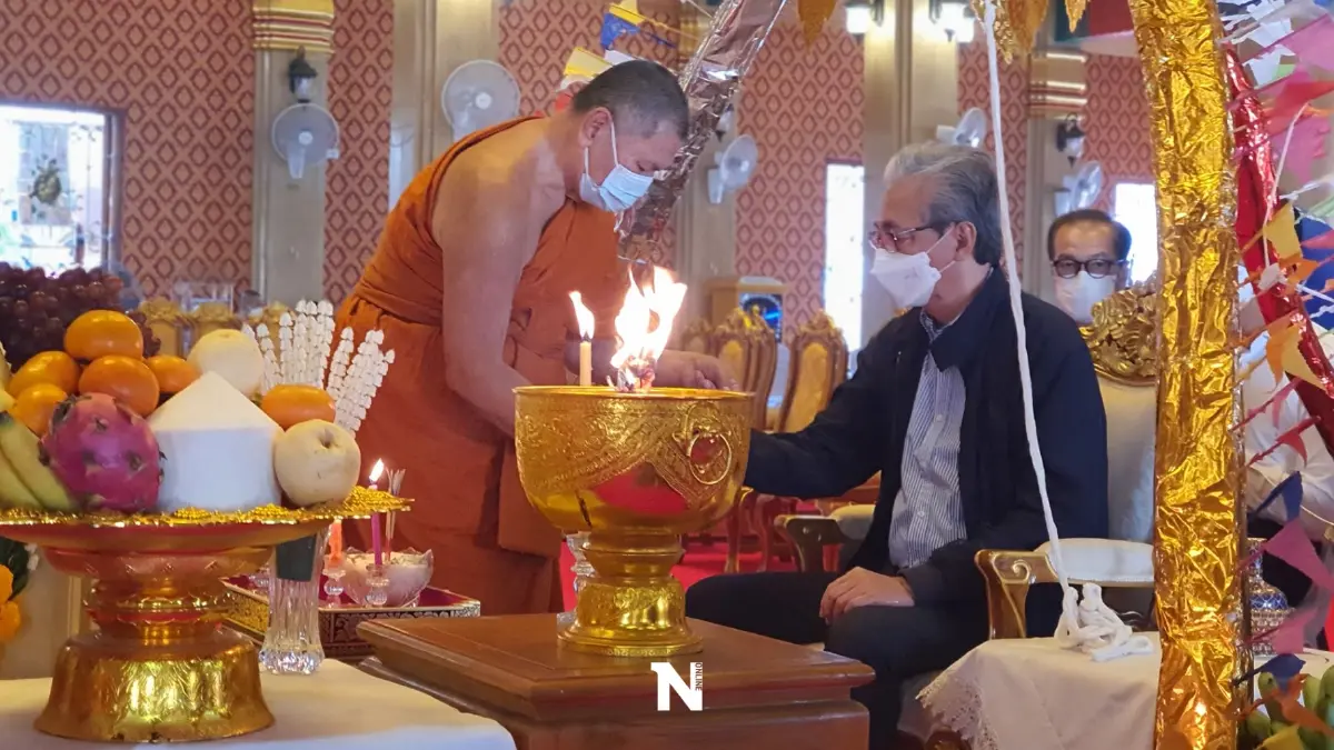 "สมคิด"นำทีมสร้างอนาคตไทย สักการะสิ่งศักดิ์สิทธิ์คู่เมืองอุบลฯ "สมคิด"นำทีมสร้างอนาคตไทย สักการะสิ่งศักดิ์สิทธิ์คู่เมืองอุบลฯ