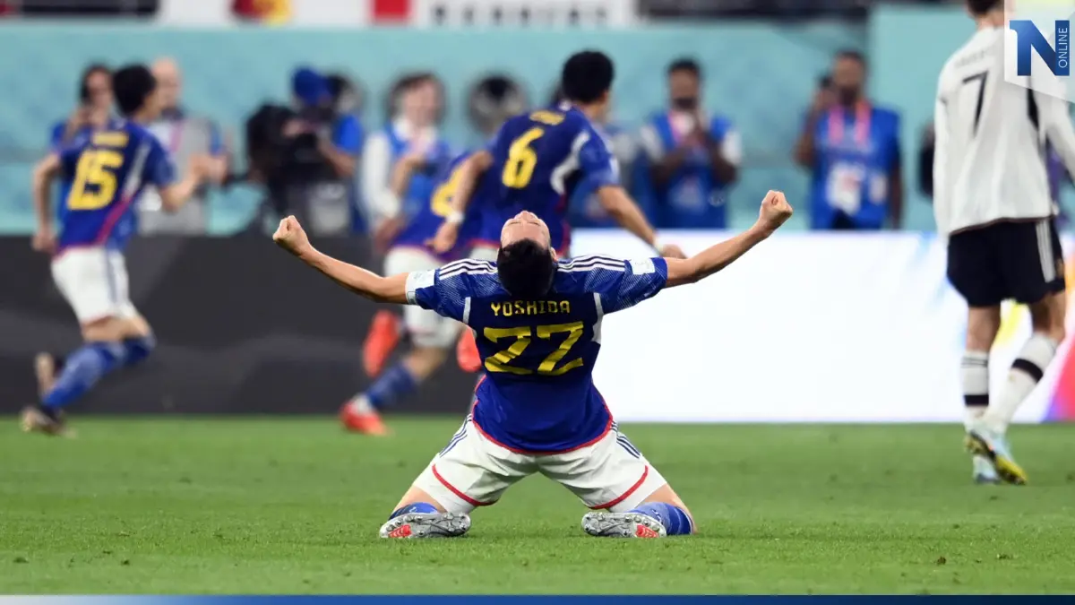 ช็อกโลกอีกครั้ง! ญี่ปุ่นไล่แซงเฉือนเยอรมนี 2-1 ศึก "ฟุตบอลโลก 2022" กลุ่มอี