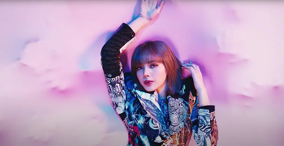 ลิซ่า Blackpink สร้างประวัติศาสตร์ทุบสถิติแซง Adele ไปเรียบร้อย