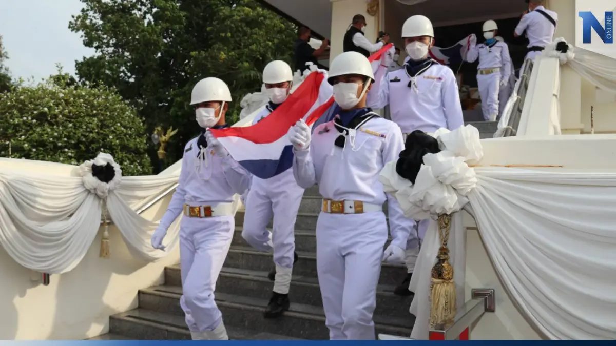 ผบ.ทร.เป็นประธานพิธีพระราชทานเพลิงศพ 6 กำลังพล "เรือหลวงสุโขทัย" ผบ.ทร.เป็นประธานพิธีพระราชทานเพลิงศพ 6 กำลังพล "เรือหลวงสุโขทัย"