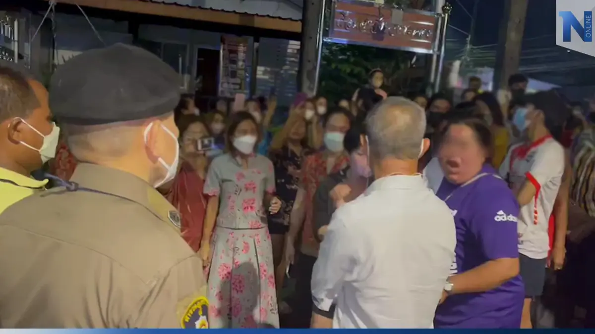 ผู้ปกครอง ฮือปิดเรือนจำระนอง ค้านประกันมือยิงรร. 18 นัด หวั่นก่อเหตุซ้ำ