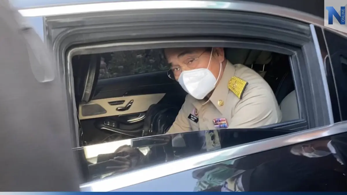 "ประยุทธ์" ฉุนสื่อตั้งฉายาให้ ย้ำไม่สนใจ ประเพณีบ้าๆบอๆ (มีคลิป) "ประยุทธ์" ฉุนสื่อตั้งฉายาให้ ย้ำไม่สนใจ ประเพณีบ้าๆบอๆ (มีคลิป)