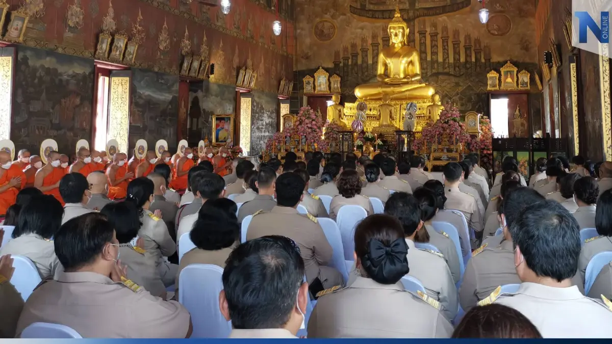 "ปลัดมท." พร้อมปชช. ร่วมบำเพ็ญกุศลถวายพระพรพระองค์ภา "ปลัดมท." พร้อมปชช. ร่วมบำเพ็ญกุศลถวายพระพรพระองค์ภา