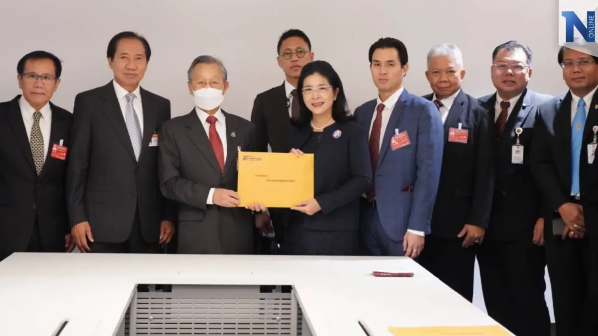 "ไทยสร้างไทย" ลุยยื่น กม. เปิดทาง ปชช. ทำมาหากินไร้อุปสรรค "ไทยสร้างไทย" ลุยยื่น กม. เปิดทาง ปชช. ทำมาหากินไร้อุปสรรค
