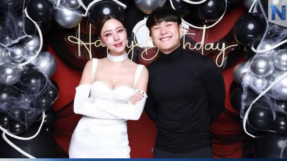หนุ่มนอกวงการ เร่งทำคะแนน อวดรูปคู่ “นิวเคลียร์ หรรษา” รอลุ้นตำแหน่งหวานใจ หนุ่มนอกวงการ เร่งทำคะแนน อวดรูปคู่ “นิวเคลียร์ หรรษา” รอลุ้นตำแหน่งหวานใจ