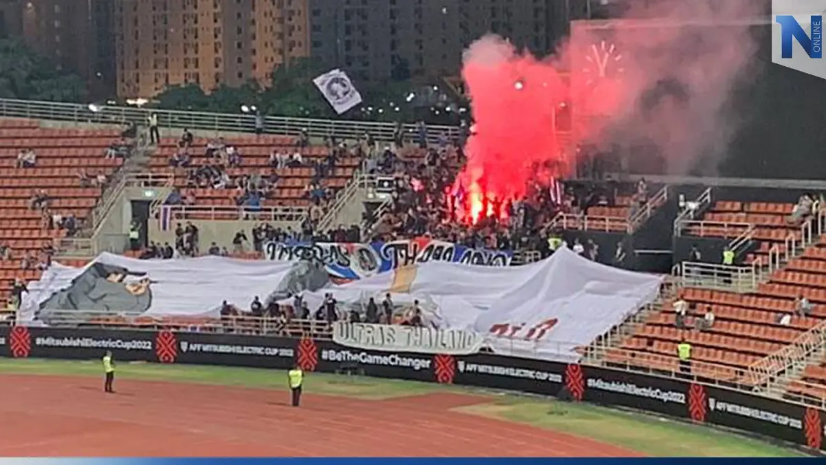 ไทยส่อโดนปรับกว่าล้านเหตุแฟนจุดพลุในสนามเกมถล่มฟิลิปปินส์