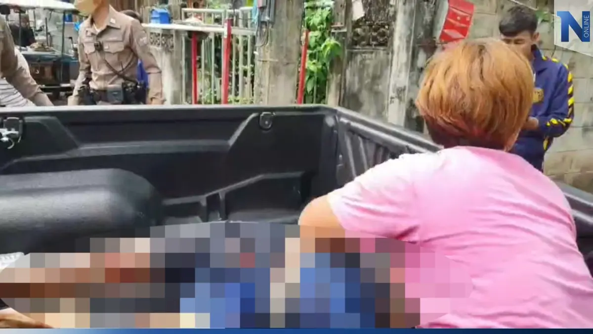 สลด! หนุ่มป่วยซึมเศร้า ใช้มีดปาดคอตัวเอง ตร.ช่วยนำส่ง รพ. แต่สุดท้ายสิ้นใจ