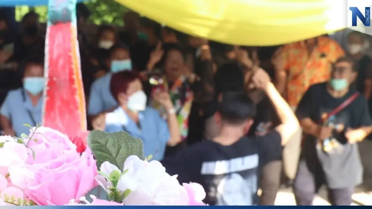 ลูกทำตามคำสั่งเสียพ่อ งานศพต้องไม่เศร้า เปิดเพลงสนุก