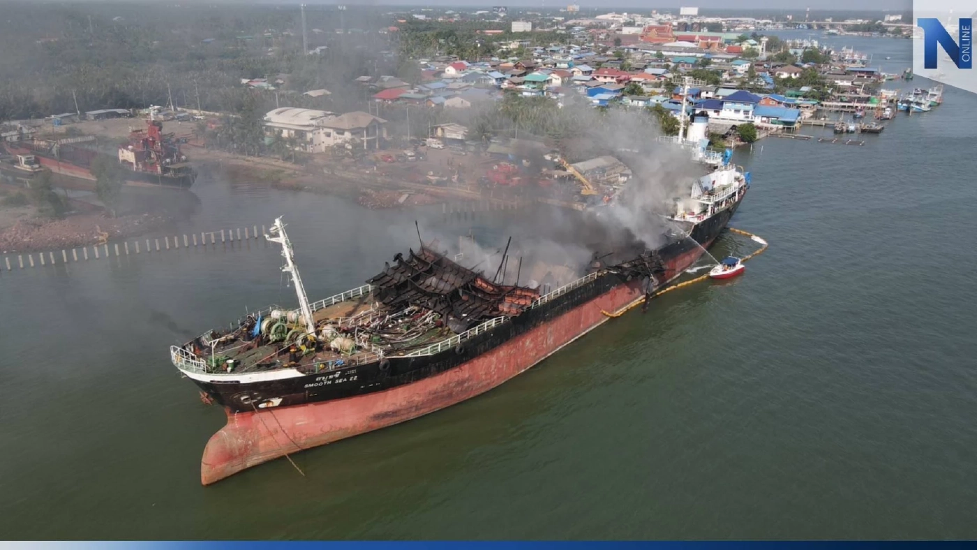 พบผู้เสียชีวิตแล้ว 2 ศพ เรือบรรทุกน้ำมันระเบิด ขณะจอดซ่อม ยังสูญหายอีก 2 คน