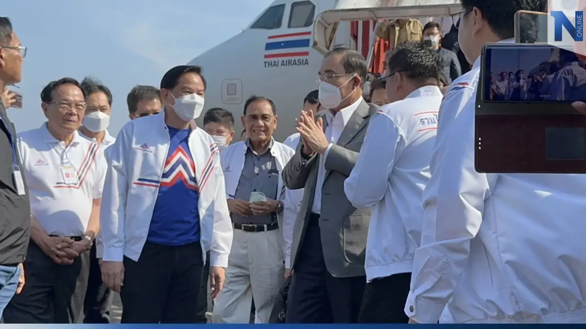 สุดคึกคัก! "บิ๊กตู่" เยือนชุมพร! ลูกช้าง ร่วม ส.ส. ปชป.-ปชช. แห่ต้อนรับอบอุ่น สุดคึกคัก! "บิ๊กตู่" เยือนชุมพร! ลูกช้าง ร่วม ส.ส. ปชป.-ปชช. แห่ต้อนรับอบอุ่น
