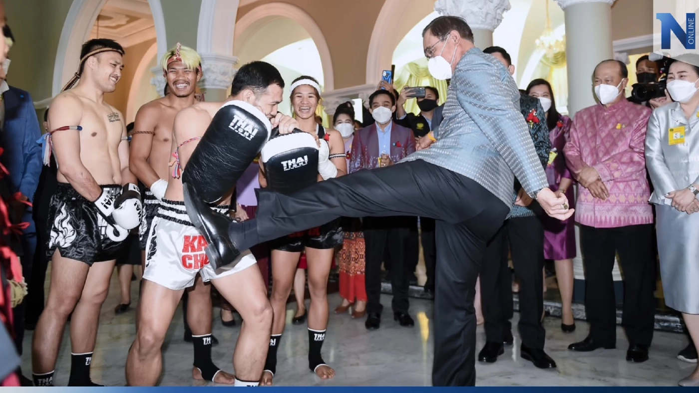 "บิ๊กตู่" โชว์ลีลาแม่ไม้มวยไทย ประชาสัมพันธ์งานวันมวยไทย 2566