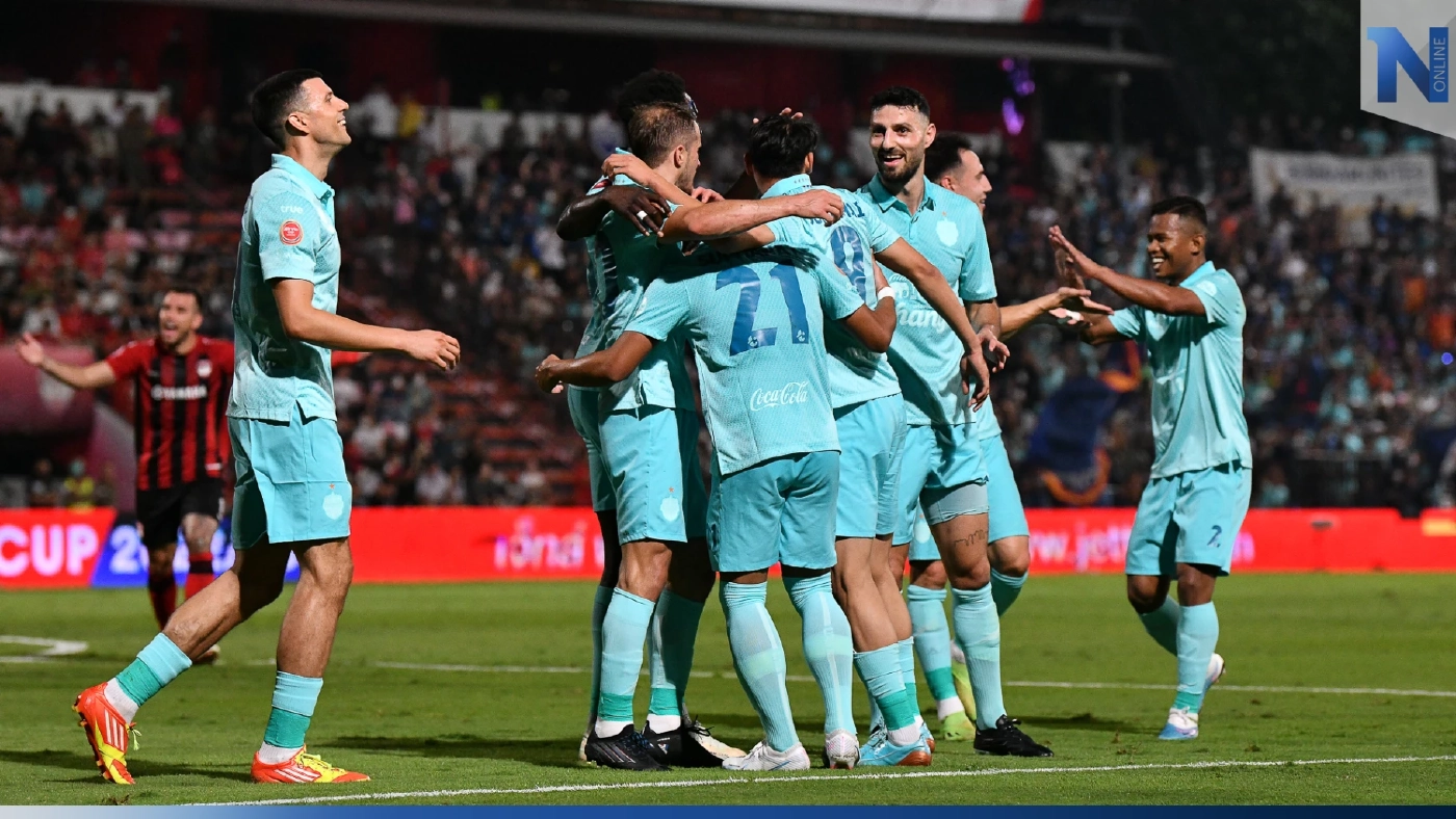 "บุรีรัมย์" บุกเฉือน "เมืองทอง" 2-1 ทะลุรอบ 8 ทีม รีโว่ คัพ