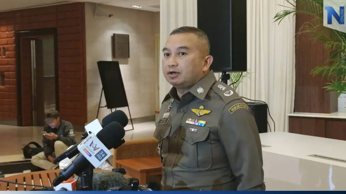 โฆษก ตร. คาด 2 วันชัดเจน หลังสอบหนุ่มสิงค์โปร์ ปม ตร.ห้วยขวางรีดเงิน โฆษก ตร. คาด 2 วันชัดเจน หลังสอบหนุ่มสิงค์โปร์ ปม ตร.ห้วยขวางรีดเงิน