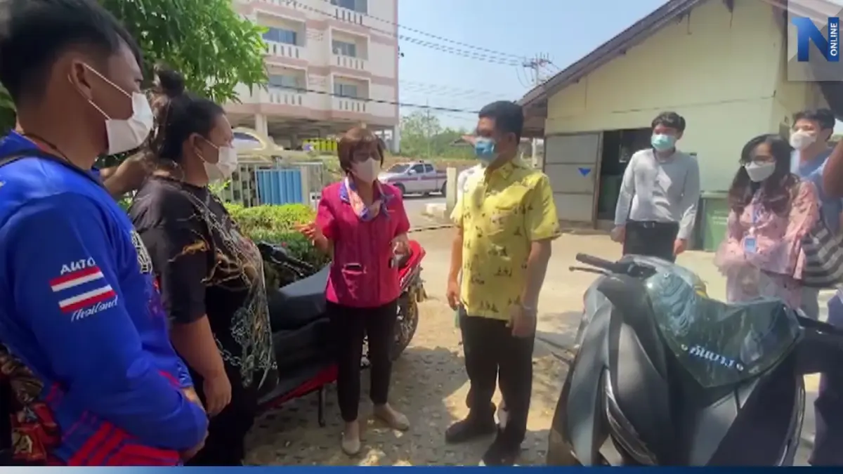 ผอ.รพ.อ่างทอง-สสจ. ทำความเข้าใจพ่อแม่ "ดีเจวิว" พร้อมช่วยนำร่างผ่าพิสูจน์