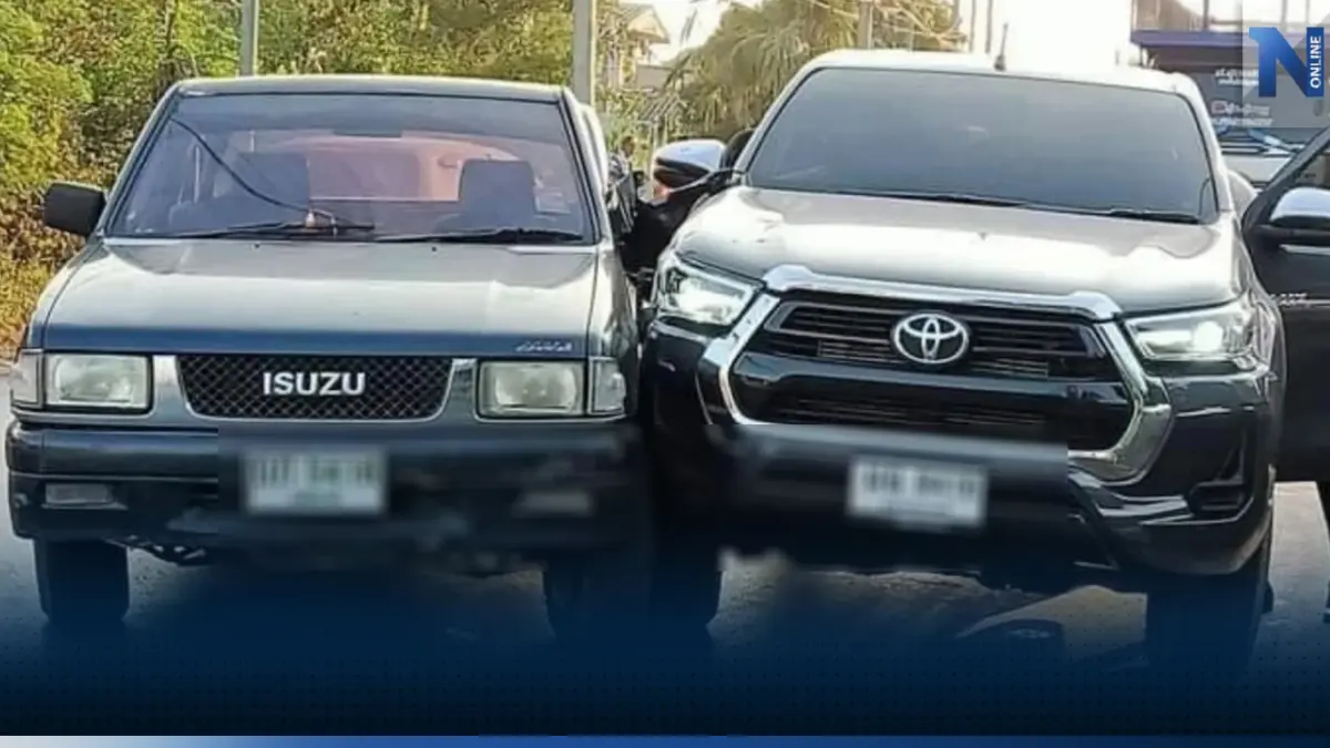 ข่าวนี้ต้องขยาย รถทะเบียนเดียวกันคนละจังหวัด มาชนกันที่ กทม. คอหวยว่าไง? 