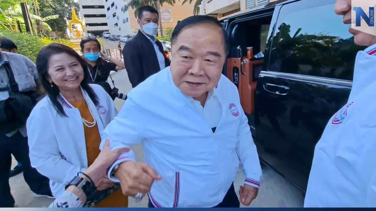 อารมณ์ดี! "ลุงป้อม" พร้อมส่ง "ธรรมนัส" คุมลุยเลือกตั้งภาคเหนือ อารมณ์ดี! "ลุงป้อม" พร้อมส่ง "ธรรมนัส" คุมลุยเลือกตั้งภาคเหนือ