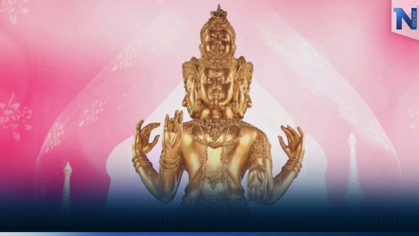 ประชาชนแห่ขอพรพระตรีมูรติคึกคักรับ 'วาเลนไทน์'