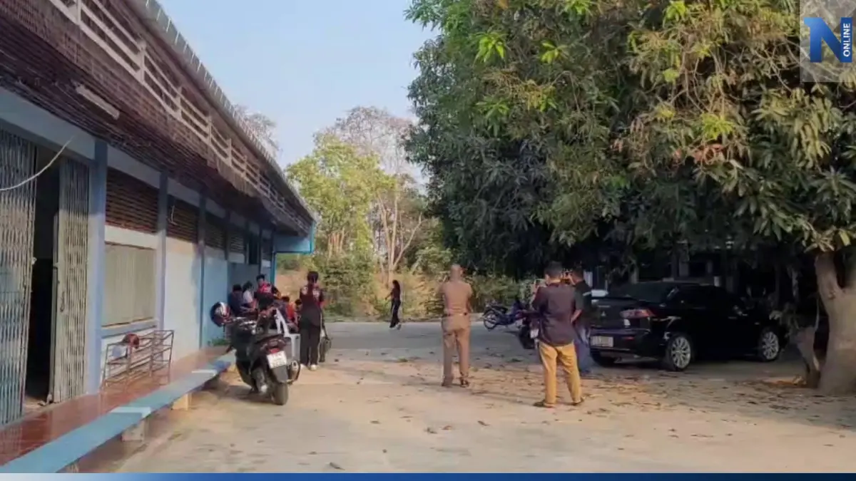 อีกแล้ว! รุ่นพี่ ม.5 ล็อกคอแทงน้อง ม.3 บาดเจ็บในโรงเรียน ปมเหตุหึงหวง อีกแล้ว! รุ่นพี่ ม.5 ล็อกคอแทงน้อง ม.3 บาดเจ็บในโรงเรียน ปมเหตุหึงหวง