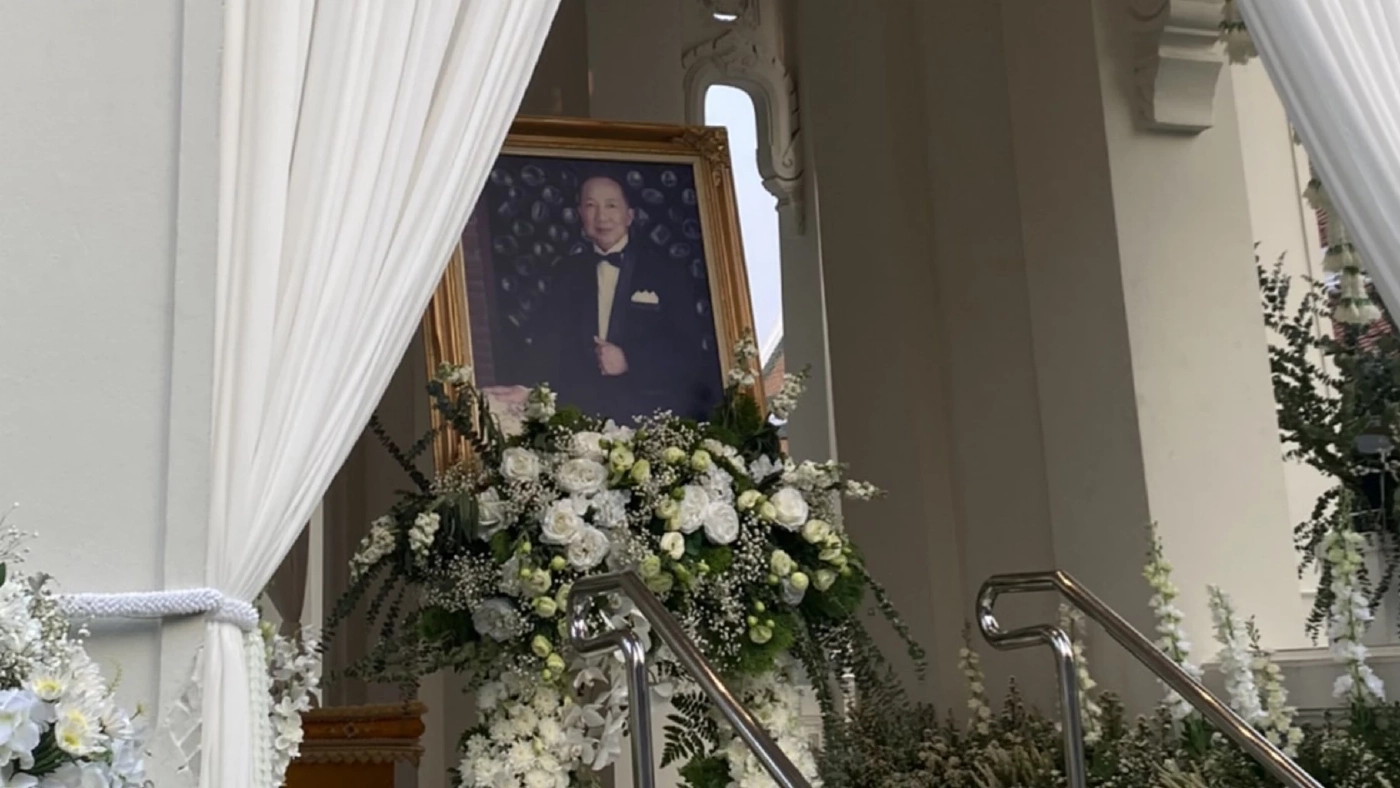 ในหลวงโปรดเกล้าฯ พระราชทานเพลิงศพ ม.ร.ว. สมลาภ กิติยากร