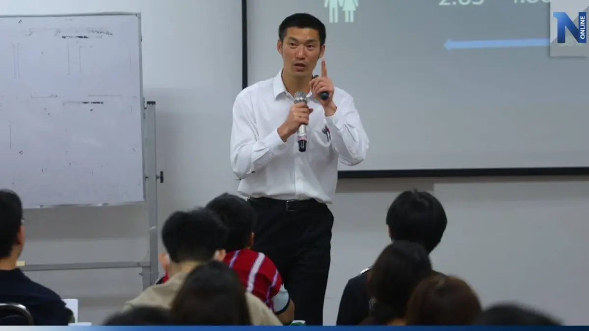 "ธนาธร" เดินสายช่วย "ก้าวไกล" หาเสียงลำพูน รับฟังปัญหาที่ดิน ส.ป.ก.