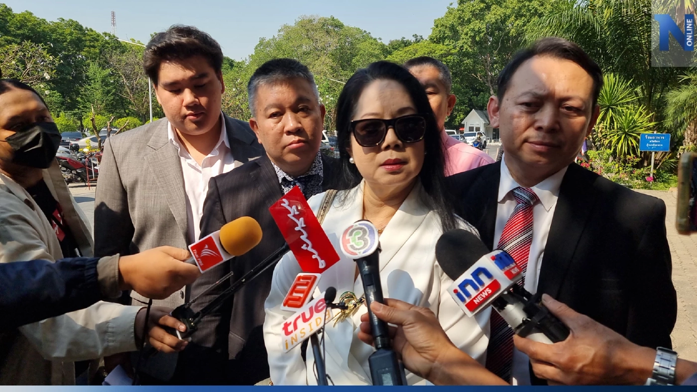 แม่แตงโม หอบหลักฐานชิ้นสำคัญแถลงศาล ทนายเผย เตรียมยื่นฟ้องคดีใหม่ แม่แตงโม หอบหลักฐานชิ้นสำคัญแถลงศาล ทนายเผย เตรียมยื่นฟ้องคดีใหม่